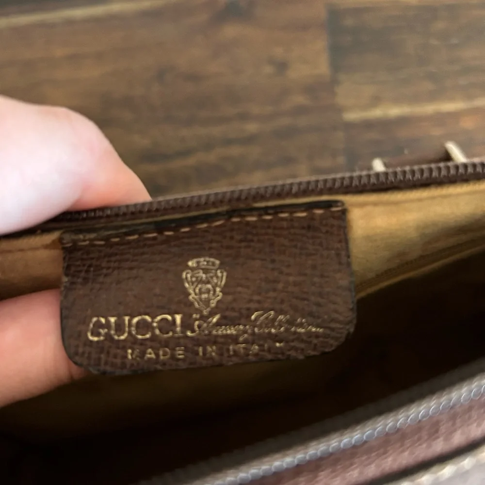 Authentic Gucci purse - Picture 5 of 6
